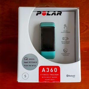 POLAR Wristlet Bluetooth Activity  Heartrate Tracker Size Small